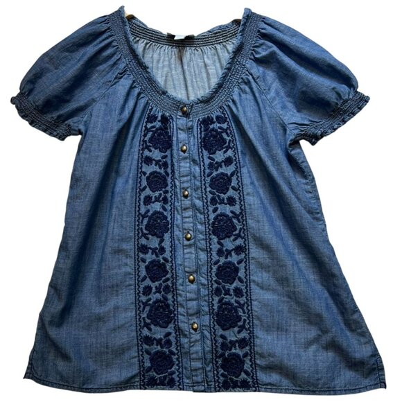 Charter Club Women's Chambray Button Up Shirt Embroidery Size 10P Blue Smocked - Picture 1 of 11